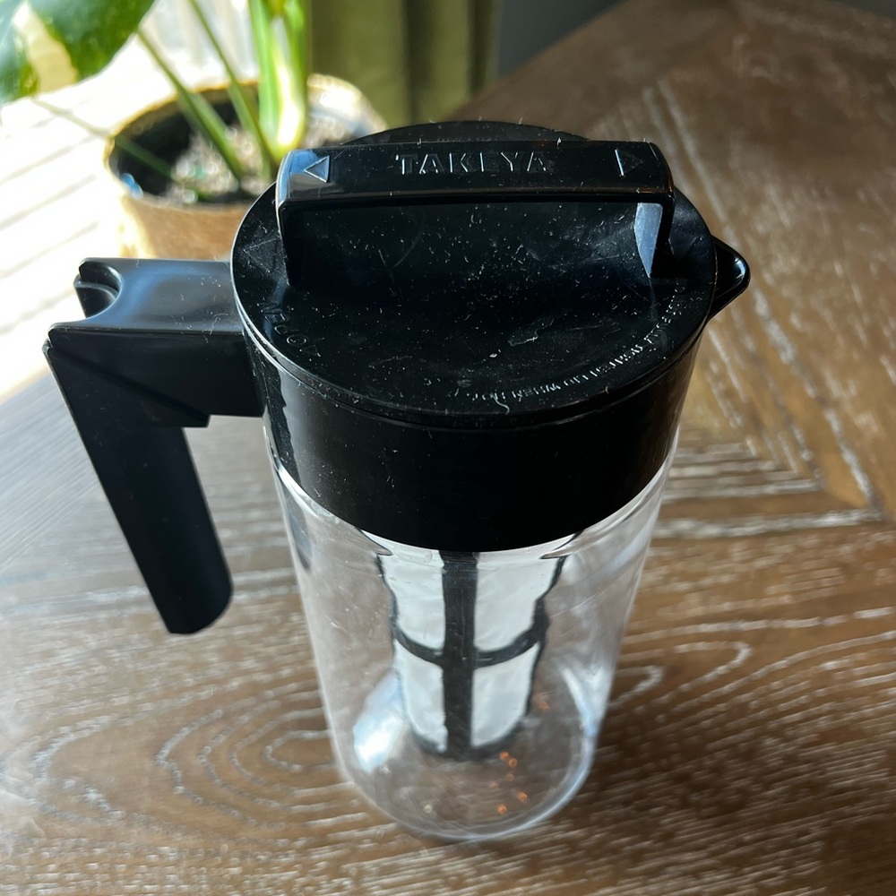 1 Qt Cold Brew Coffee Maker - Picture 2 of 5